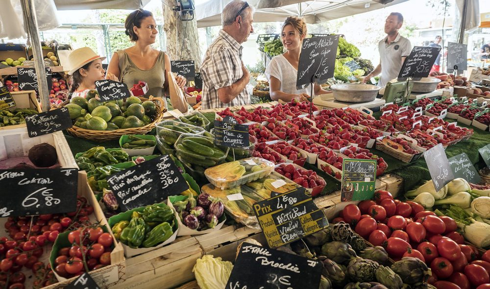 MATREGION: Markedene i Provence bugner ofte at de flotteste råvarer, noe som ikke minst er flott om du leier hus og ønsker å lage maten din selv.