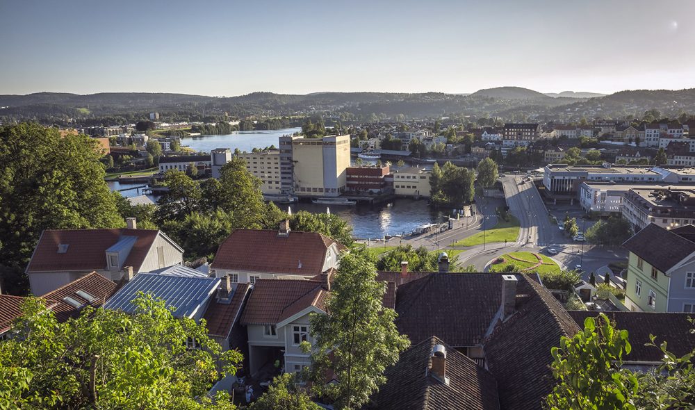 SKIEN: Reisen starter her.