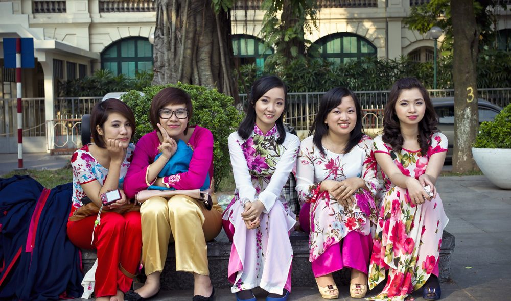 Hanoi jenter studenter low res