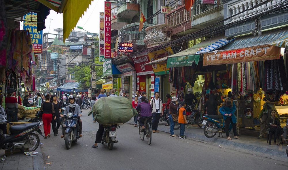 Hanoi streetlife60 low res