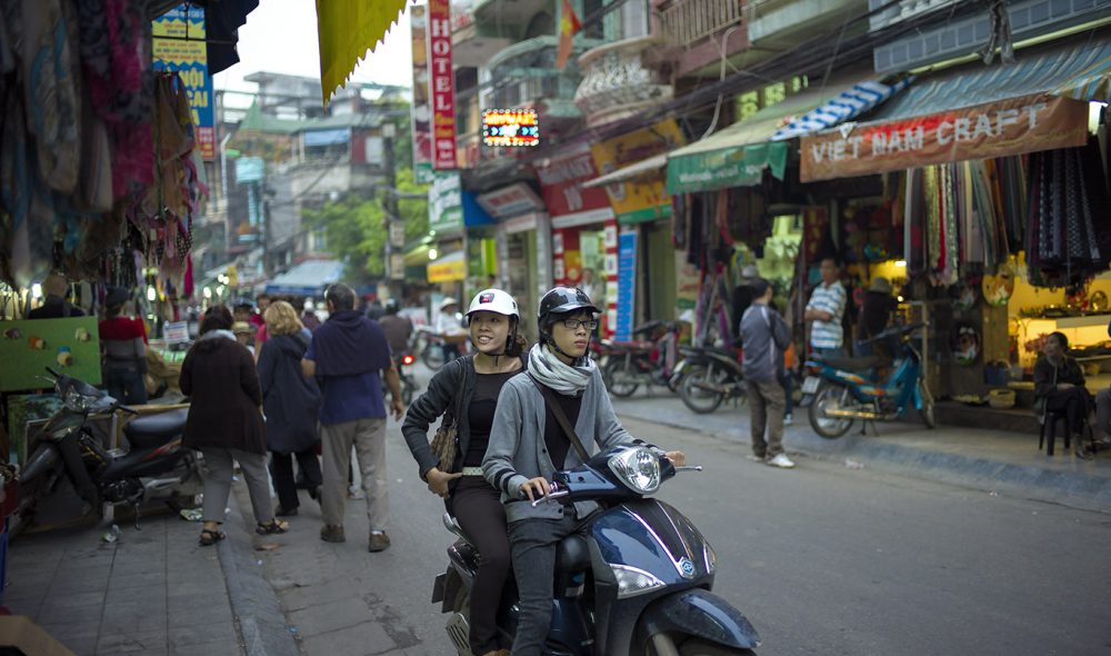 Hanoi streetlife63 low res