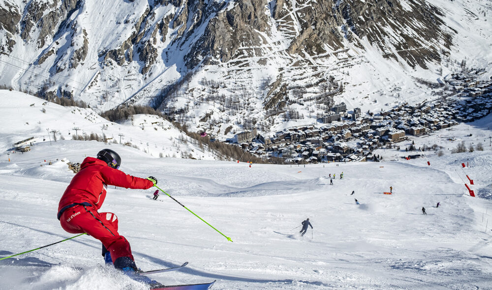 FULL FART: Det er få steder i Europa med så mange muligheter i og utenfor løypa som Val d’Isère. Særlig OL-lekene i Albertville i 1992 satte skibyens fremste kvaliteter på kartet.