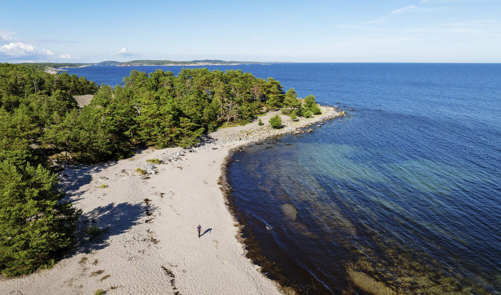 UTÖ: Svensk sommer-idyll i den stockholmske skjærgården.
