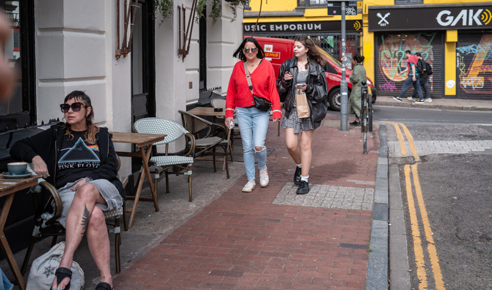 THE LANES: Utestedene ligger tett i Brightons mest sjarmerende bydel.