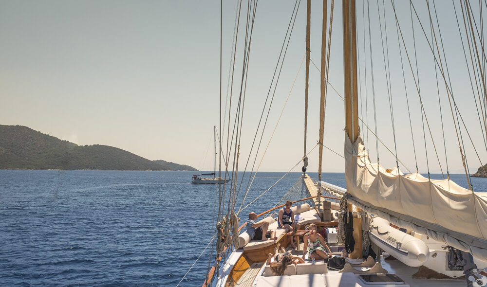 PÅ HAVET: En av de flotteste opplevelsene i sørlige Tyrkia er å dra ut på havet i en såkalt gület – som opprinnelig var frakteskuter, ikke ulikt dhowene man finner på den arabiske halvøya.